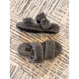 UGG women's size 7 gray Fuzz Yeah Slide Slipper Sandals S/N 1104662